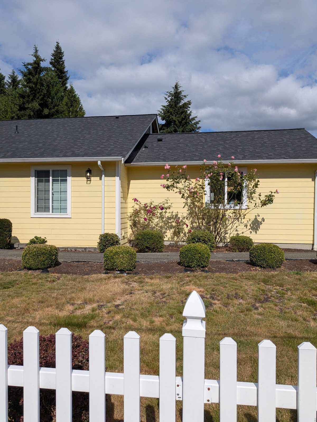 Edmonds Villa High Acuity AFH photo 2