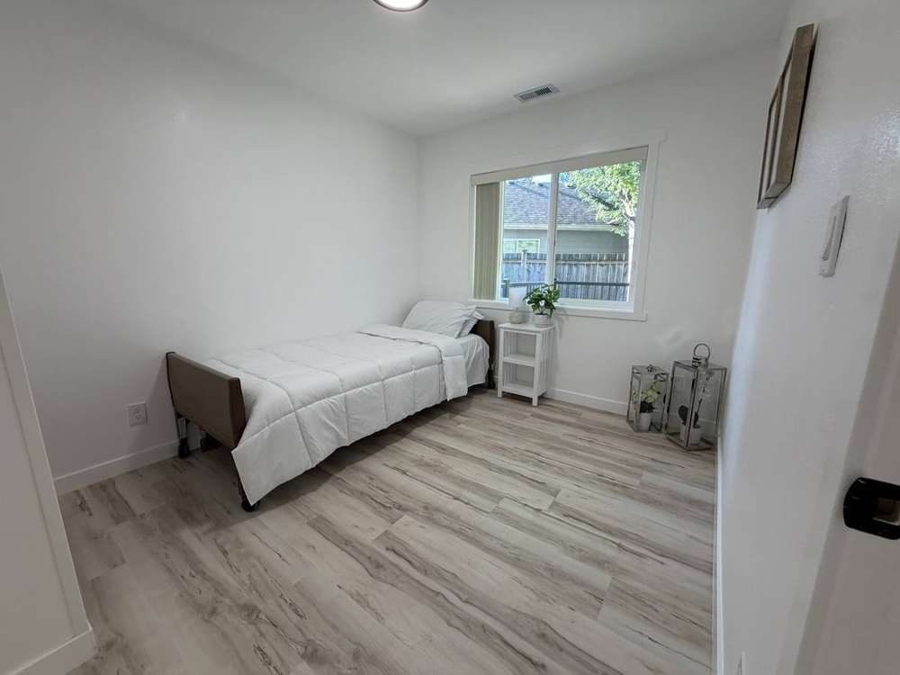 Serene Lynnwood AFH LLC photo 2
