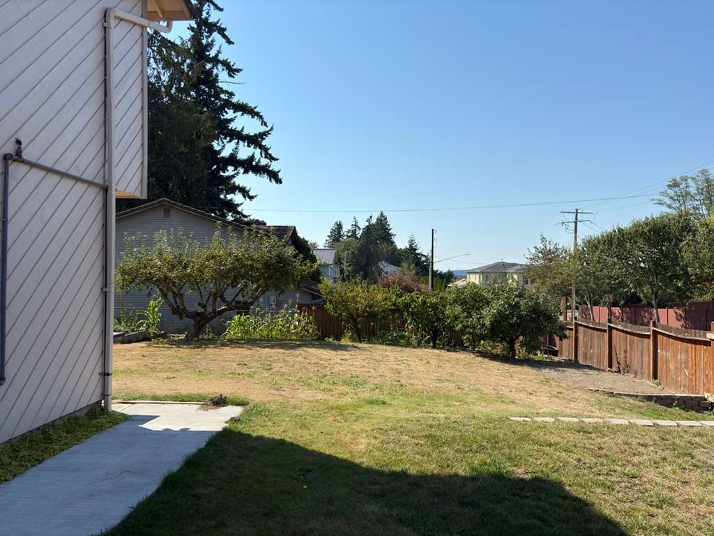 A TO ZEE ADULT FAMILY HOME LLC photo 2