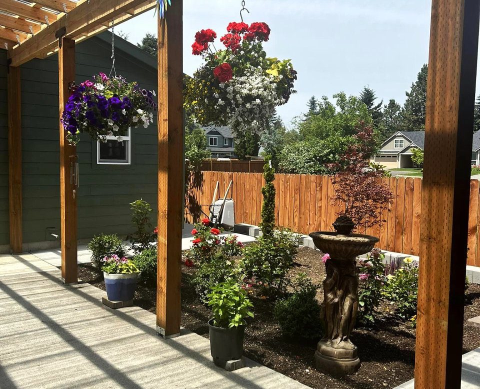 Camas Lily AFH photo 2