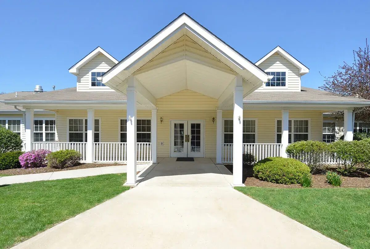 Lindsay House photo 5