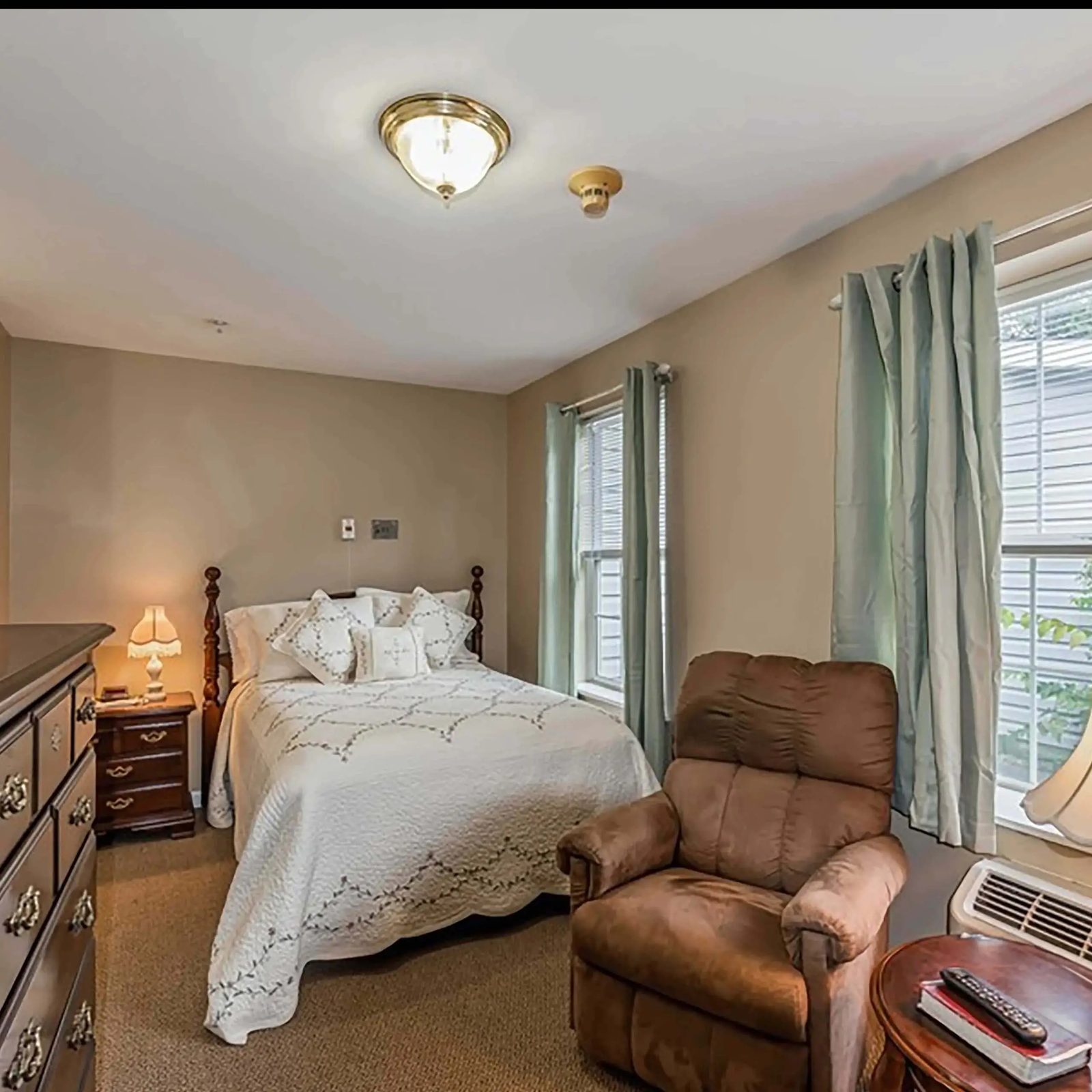 Mey House photo 2