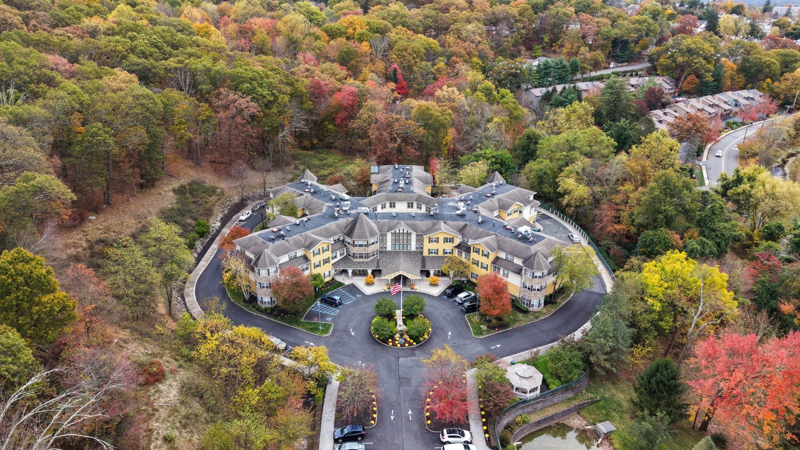 Victoria Mews Assisted Living photo 3