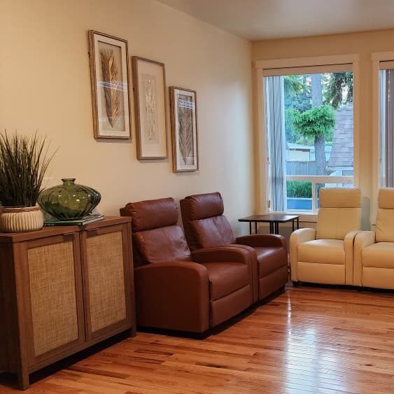 NEIGHBORHOOD ADULT FAMILY HOME LLC photo 2