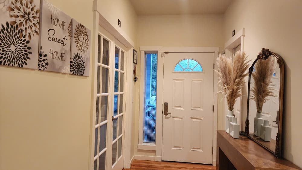 NEIGHBORHOOD ADULT FAMILY HOME LLC photo 5