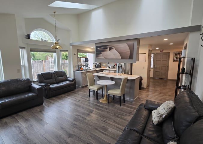ADVENT SENIOR CARE HOME LLC photo 2