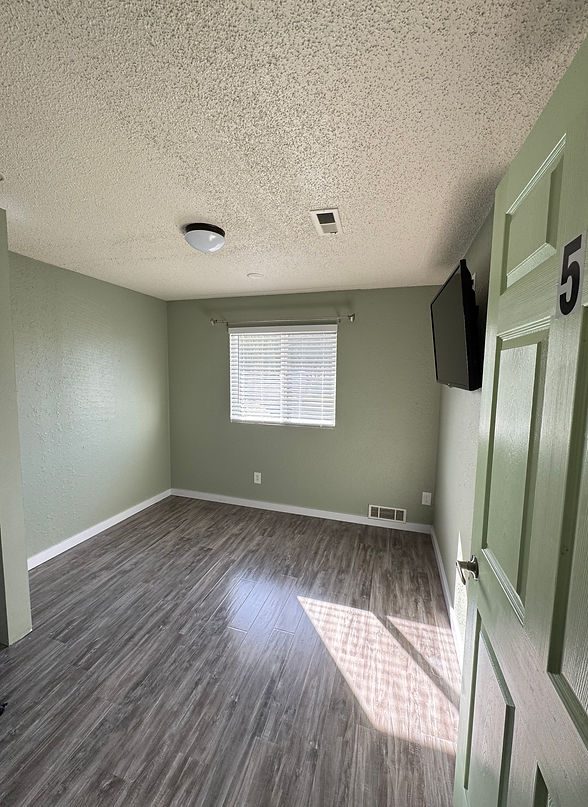 FINE LIVING AFH LLC photo 4