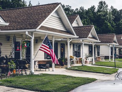 Salterra Senior Living at Ashbrook
