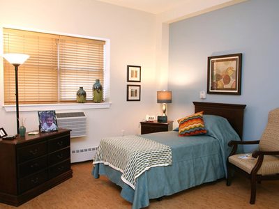 The New Jewish Home University Avenue Assisted Living