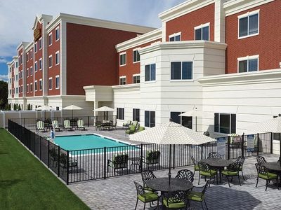 The Bristal at Holtsville