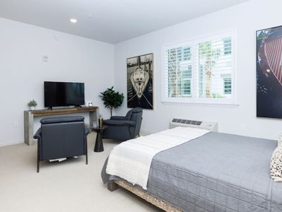 81 Oaks Senior Living
