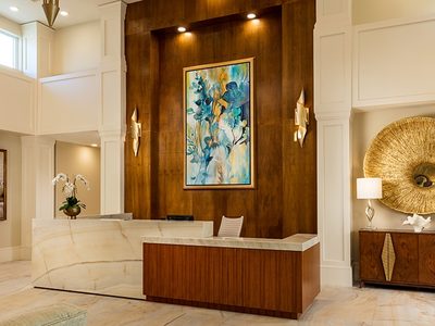 American House Naples