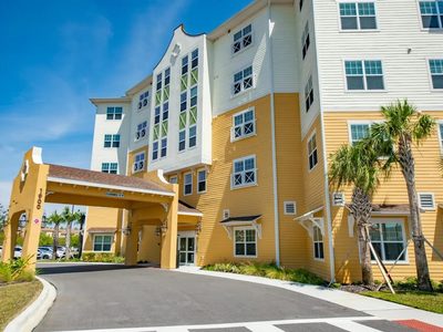 Discovery Village Trinity