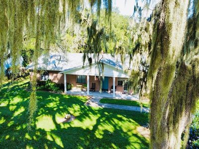 Lithia Pinecrest Place LLC