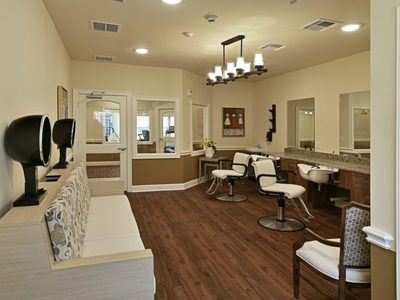 Kingfisher Senior Living LLC