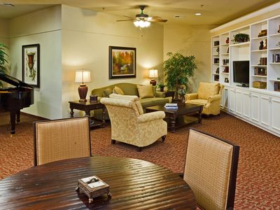 Lakewest Rehabilitation and Skilled Care