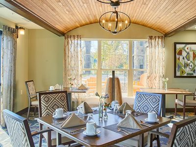 Eagle Point Senior Living