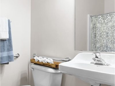 Prairie Crossing Assisted Living, LLC