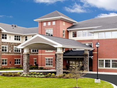 Algonquin Senior Living Leaseco, LLC