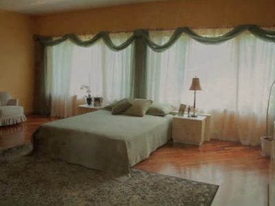 Medicine Lake Manor