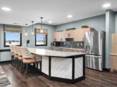 Phs Apple Valley Senior Housing, INC