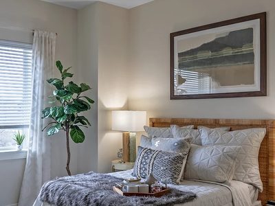 Eb Care at Englewood, LLC