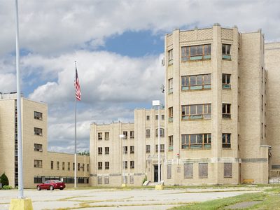 Springfield Hospital LLC