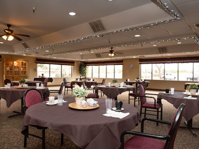 Life Care Center Of Paradise Valley