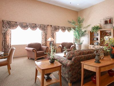 Life Care Center Of Tucson