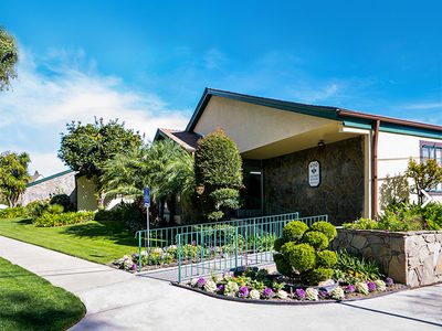 Catered Manor Nursing Center