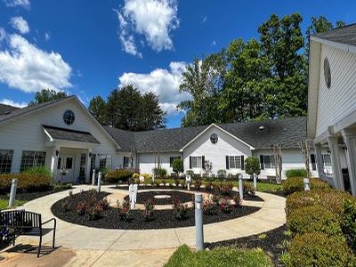 Lakeside Health & Rehab Center
