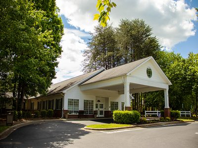 Lakeside Health & Rehab Center