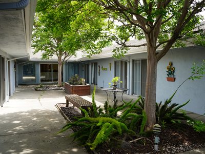 Manteca Care And Rehabilitation Center