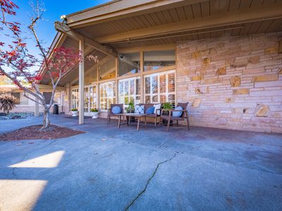 Oakwood Healthcare Center