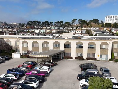 Golden Pavilion Healthcare