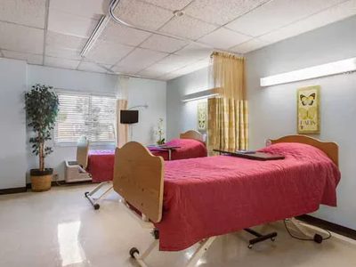 Crestmoor Care Center