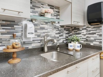 Montowese Health & Rehab Center,