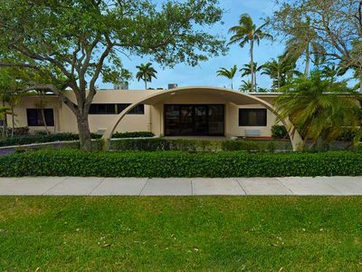Homestead Manor