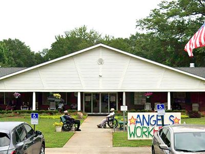 Roswell Nursing & Rehab Center