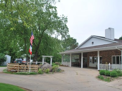 Linn Manor Care Center