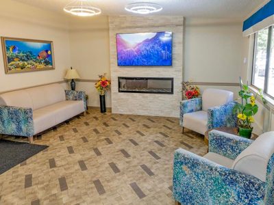 Lakeside Rehabilitation and Care Center