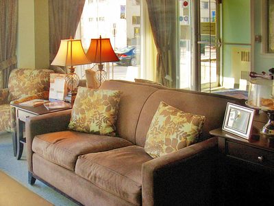 Alden Lincoln Rehab & Healthcare Center