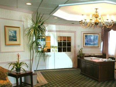 Alden Valley Ridge Rehab & Healthcare Center