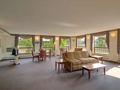 Senior Suites of Hegewisch