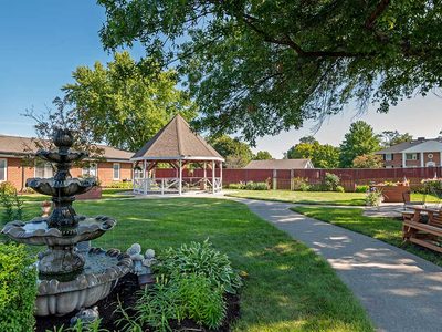 Fair Oaks Rehab & Healthcare Center