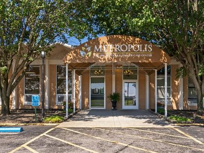 Metropolis Nursing & Rehab Center
