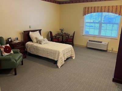 Amber Manor Care Center