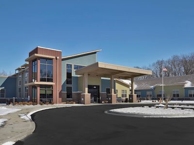 Glen Oaks Health Campus