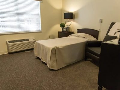Lakeland Rehabilitation And Healthcare Center