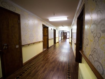 Crestview Nursing & Residential Living